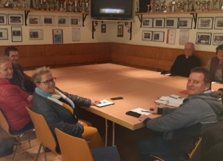 Tische für das Sportheim